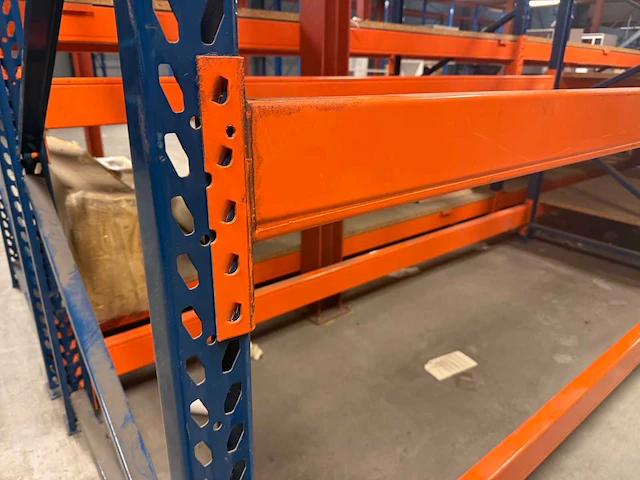 Magazijnstelling 5 secties - afbeelding 7 van  8
