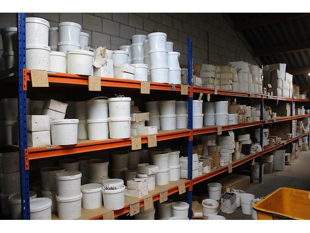 Magazijnstelling bestaande uit 10 staanders met hoogte 250 cm, 48 liggers met lengte 203 en 270 cm en 24 le... - afbeelding 3 van  3