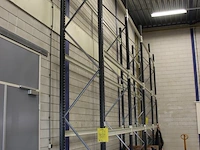 Magazijnstelling bestaande uit 5 staanders met afmeting 500 x 80 cm en 24 leggers met lengte 230 cm. - afbeelding 2 van  4