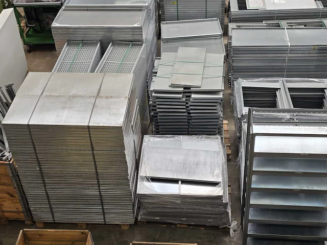 Magazijnstelling (ca. 150 m) - afbeelding 15 van  26