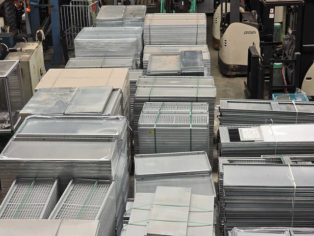 Magazijnstelling (ca. 150 m) - afbeelding 16 van  26