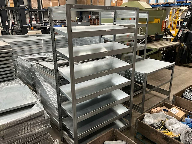 Magazijnstelling (ca. 150 m) - afbeelding 20 van  26