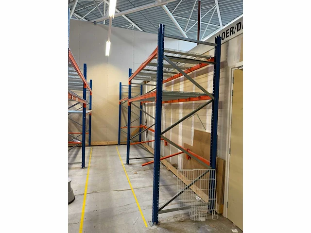 Magazijnstelling ca. 55 mtr. - afbeelding 14 van  23