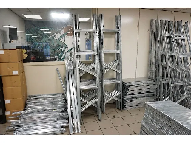 Magazijnstelling circa 50 m - afbeelding 3 van  8