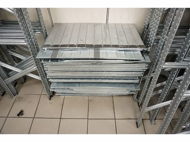Magazijnstelling circa 50 m - afbeelding 5 van  8