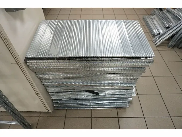 Magazijnstelling circa 50 m - afbeelding 6 van  8