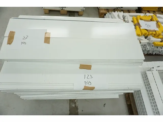 Magazijnstelling circa 50 meter - afbeelding 4 van  28