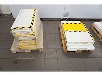 Magazijnstelling circa 50 meter - afbeelding 18 van  28