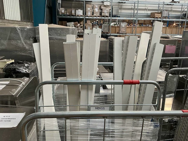 Magazijnstelling, circa 50 meter - afbeelding 5 van  5