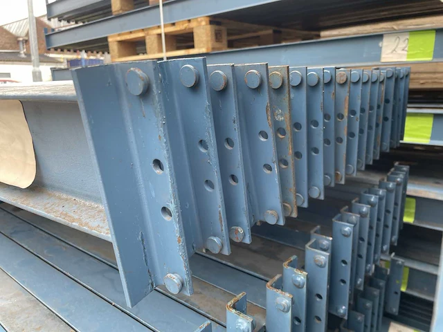 Magazijnstellingen 267 meter - afbeelding 8 van  10