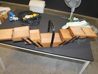 Magazijntafel 80 x 120 x 75 cm. let op! exclusief genummerde producten op tafel. - afbeelding 1 van  3