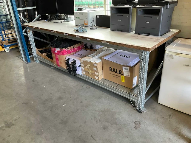 Magazijntafel - afbeelding 1 van  2