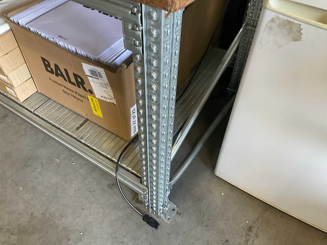 Magazijntafel - afbeelding 2 van  2