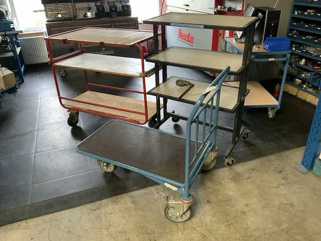 Magazijnwagen (3x) - afbeelding 1 van  4