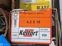 Magazijnwagen met divers ijzerwaar - afbeelding 4 van  36