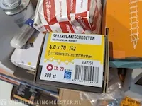 Magazijnwagen met divers ijzerwaar - afbeelding 34 van  36