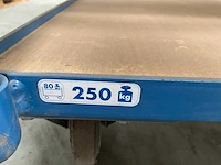 Magazijnwagen met trap (2x) - afbeelding 4 van  4