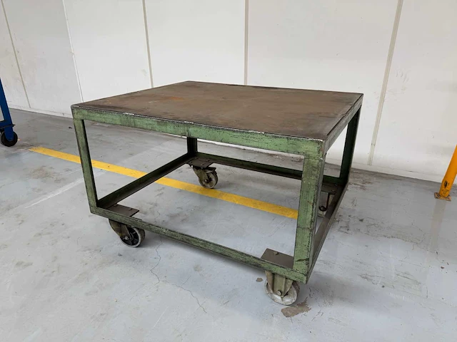Magazijnwagen - afbeelding 2 van  2