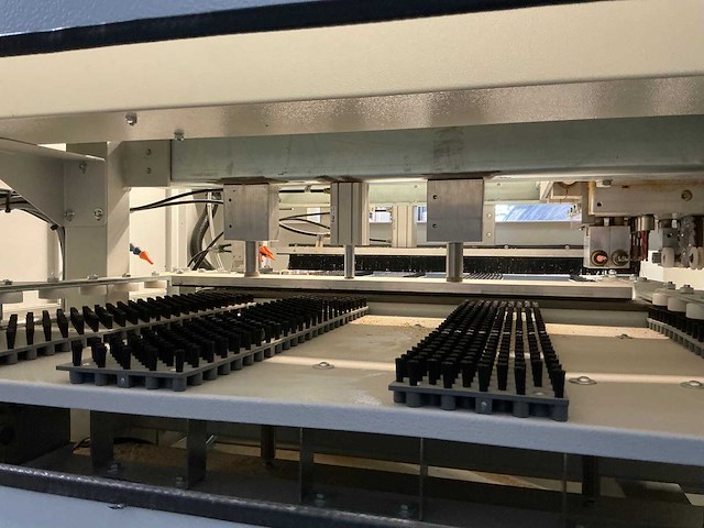 Maggi - 2020 - gt 800 - cnc-boormachine - afbeelding 9 van  12