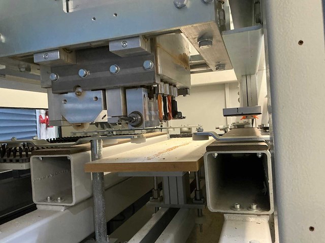 Maggi - 2020 - gt 800 - cnc-boormachine - afbeelding 10 van  12