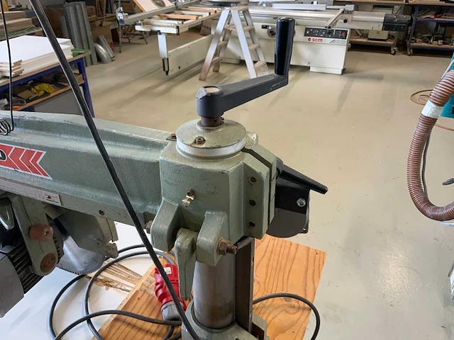 Maggi junior 640 cirkelzaagmachine - afbeelding 11 van  16