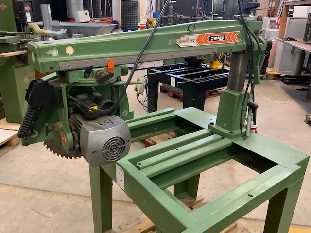 Maggi junior 640 radiaalafkortzaagmachine - afbeelding 3 van  7