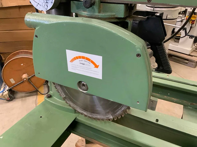 Maggi junior 640 radiaalafkortzaagmachine - afbeelding 4 van  7