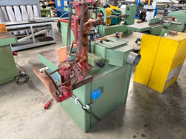 Magic - mt 6 - verticale freesmachine - afbeelding 5 van  7