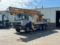 Magirus met effer kraan vrachtwagen - afbeelding 1 van  22