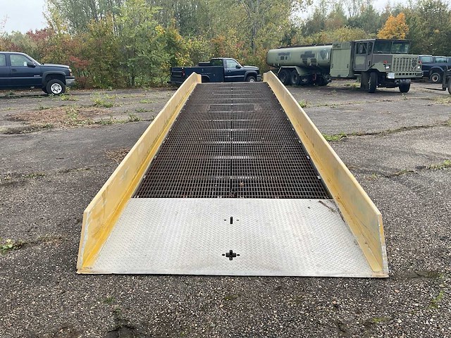 Magline mobile loading ramp - afbeelding 5 van  9