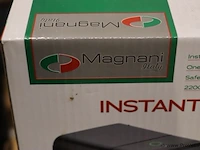 Magnani italy instant hot water dispenser - afbeelding 2 van  4