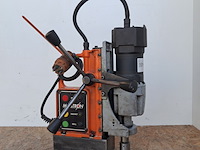 Magneetboor/freesmachine 32mm 230v 1700w magtron, mbe40, bouwjaar 2012 - afbeelding 1 van  8