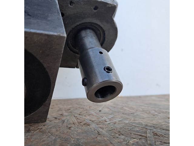 Magneetboor/freesmachine 32mm 230v 1700w magtron, mbe40, bouwjaar 2012 - afbeelding 6 van  8