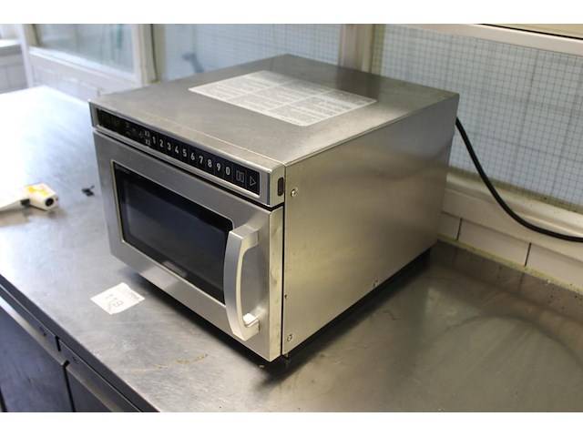 Magnetron hendi 281376. afmeting 40 x 48 x 33 cm. - afbeelding 1 van  2