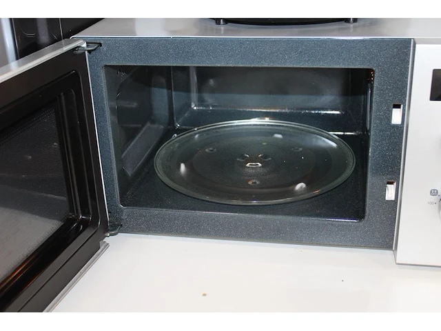 Magnetron samsung. - afbeelding 2 van  2