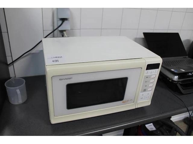 Magnetron sharp. - afbeelding 1 van  2