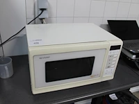 Magnetron sharp. - afbeelding 1 van  2