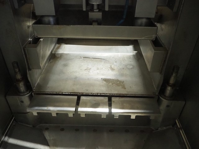 Magurit - afbeelding 12 van  13