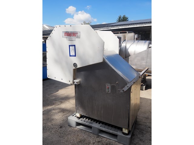 Magurit - afbeelding 1 van  9