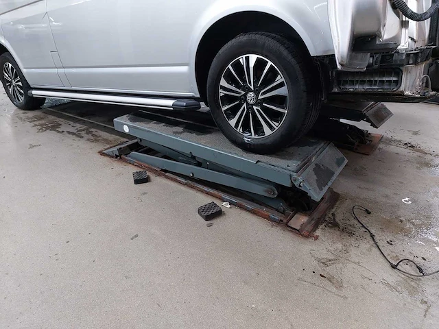 Maha - twin f iii 3.0 vas 6329 - vehicle lifts - 2011 - afbeelding 1 van  4