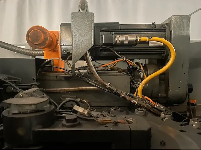 Maho mh600e cnc freesmachine - afbeelding 15 van  19