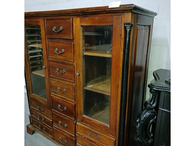 Mahoniehouten kast met laden, bruin - afbeelding 13 van  13