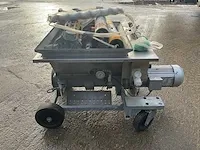 Mai - 2 pump taurus - beton pomp - afbeelding 2 van  9
