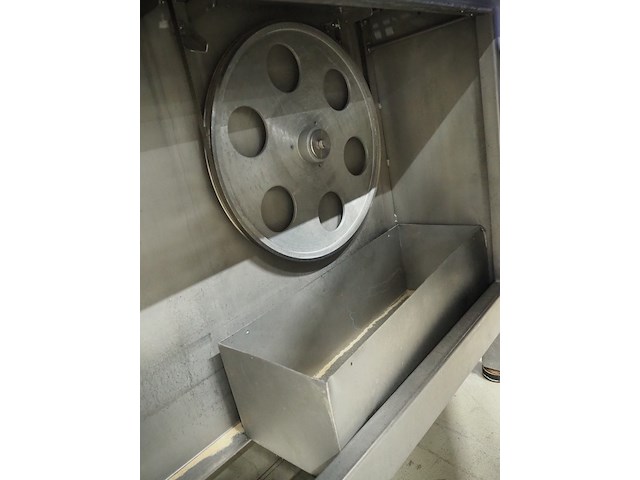 Mai - afbeelding 9 van  10