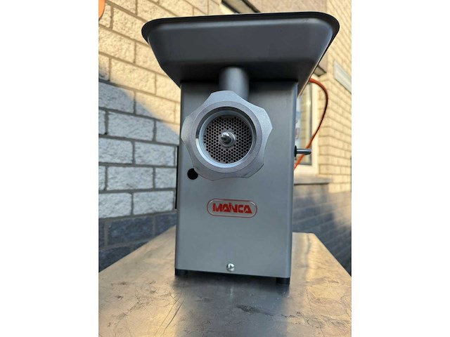 Mainca - 2018 - vleeswolf - afbeelding 2 van  6