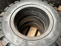 Mainetire heftruck band (4x) - afbeelding 3 van  3