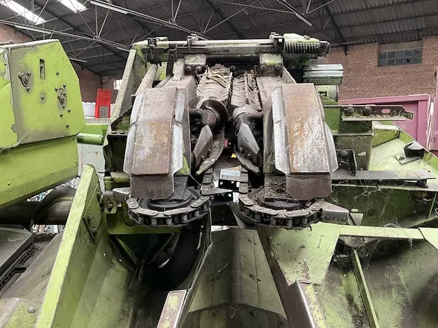 Maïsplukker claas - afbeelding 14 van  37