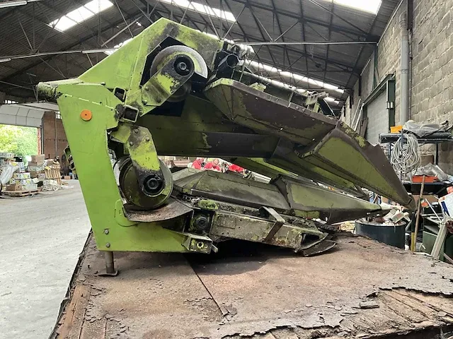 Maïsplukker claas - afbeelding 34 van  37