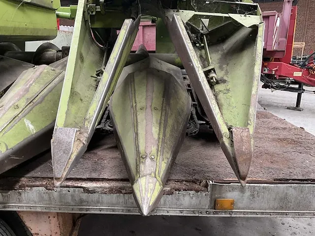 Maïsplukker claas - afbeelding 35 van  37