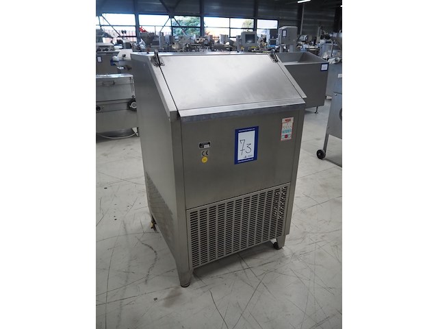 Maja - afbeelding 2 van  9